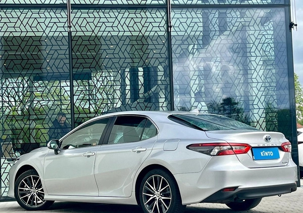 Toyota Camry cena 169900 przebieg: 6600, rok produkcji 2023 z Sulejówek małe 497